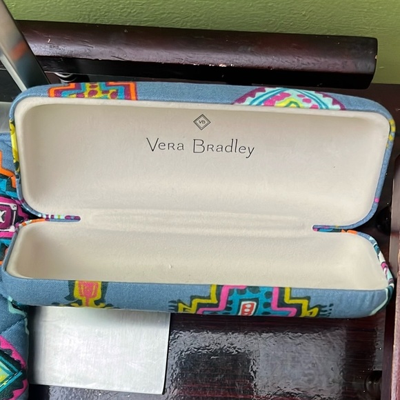 🆕 Vera Bradley Trifold Wallet Aztec Blue New With Tags and Glasses Case Bundle - Picture 3 of 11
